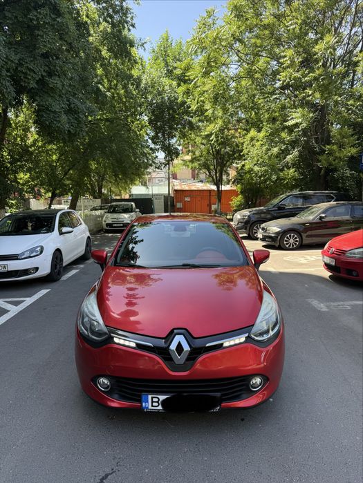 RENAULT Clio 2016