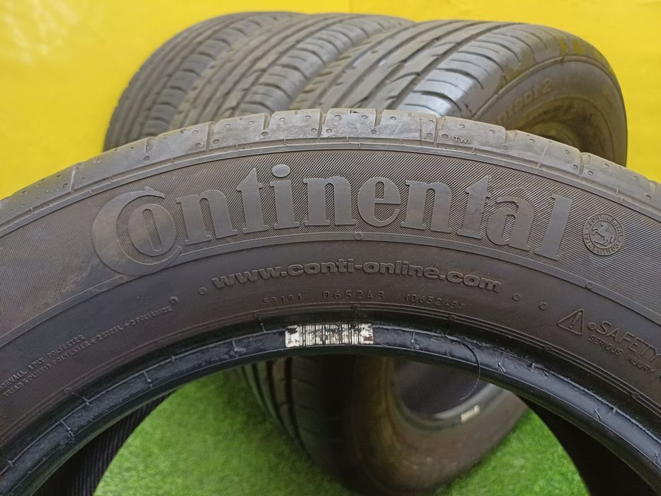 Шины 225/55 R16 Continental комплект.