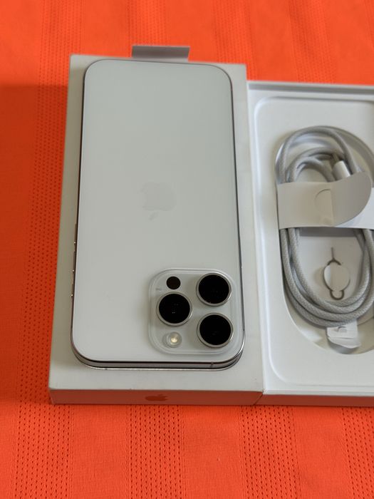 Iphone 16 Pro Max 256 gb емкость 93 физ сим