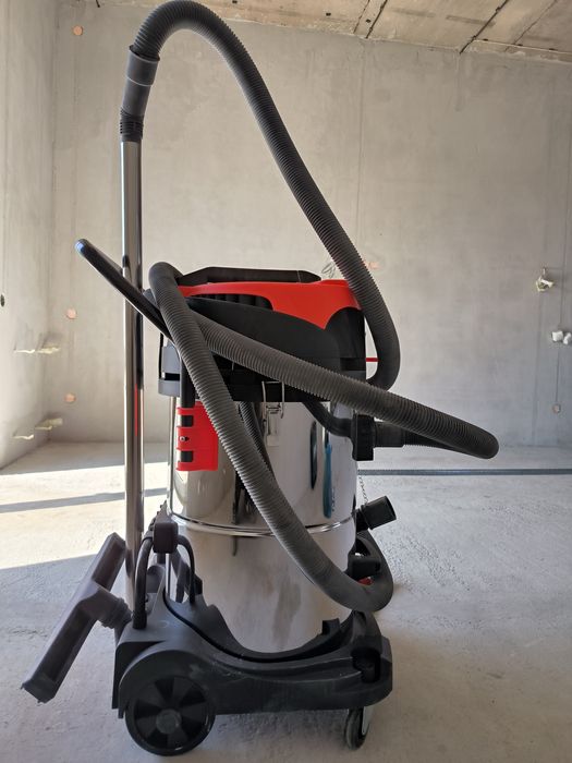 Строительный пылесос.Новый.Продам.