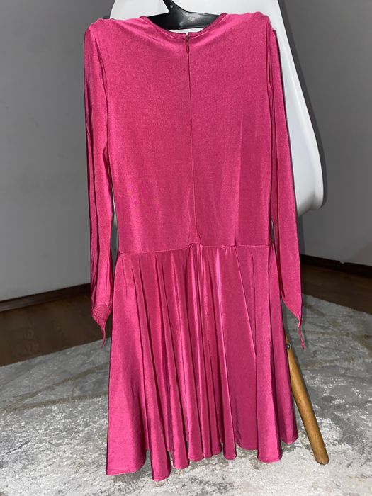 Платье для бальных танцев