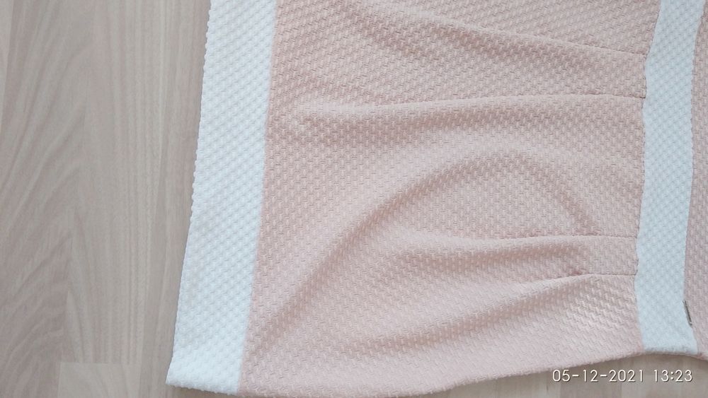 нова къса рокля без ръкав