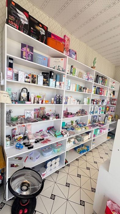 Shkaf javoni sotiladi