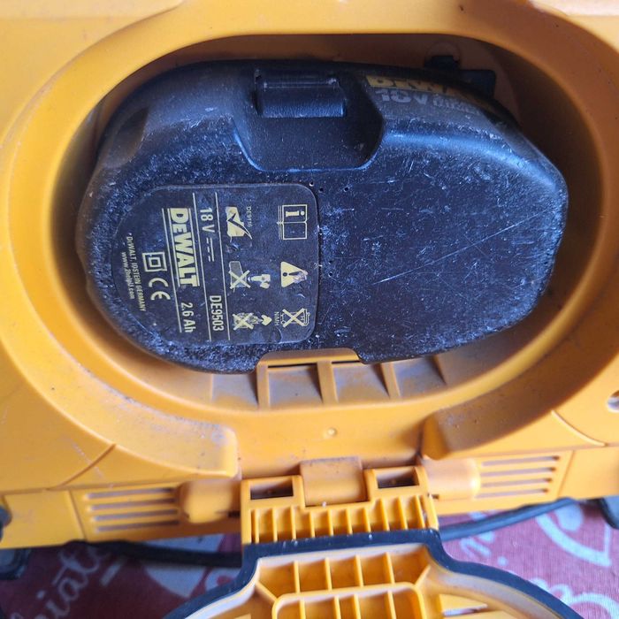 Radio santier Devalt