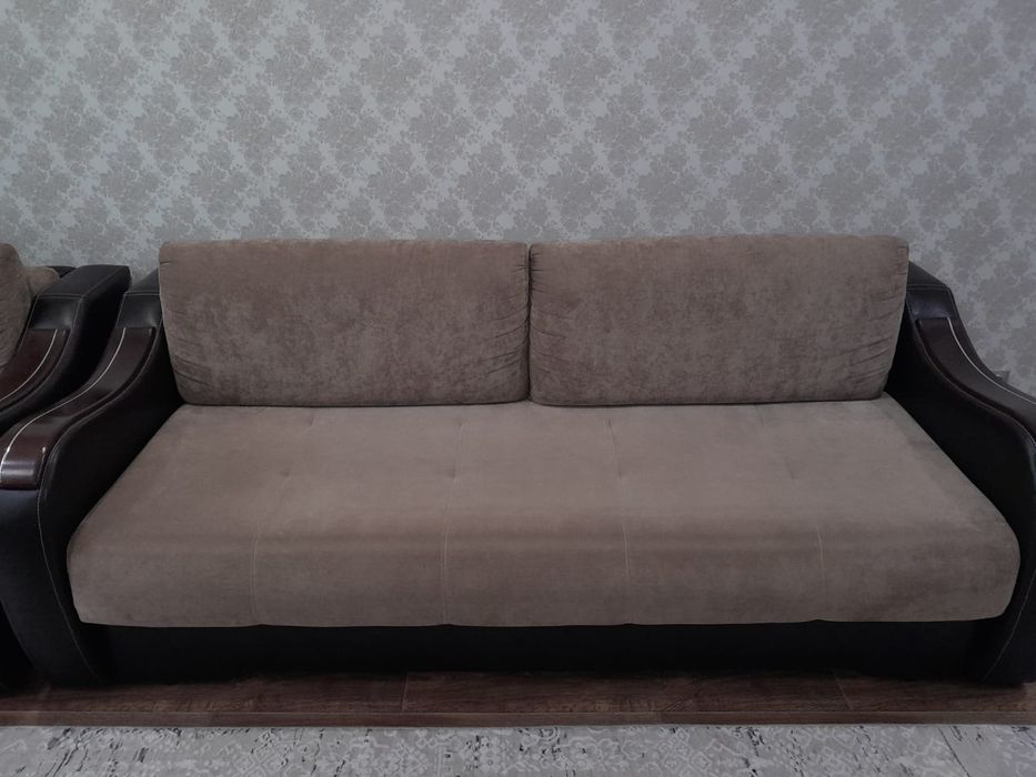 продам АБСОЛЮТНО НОВЫЙ диван с креслом