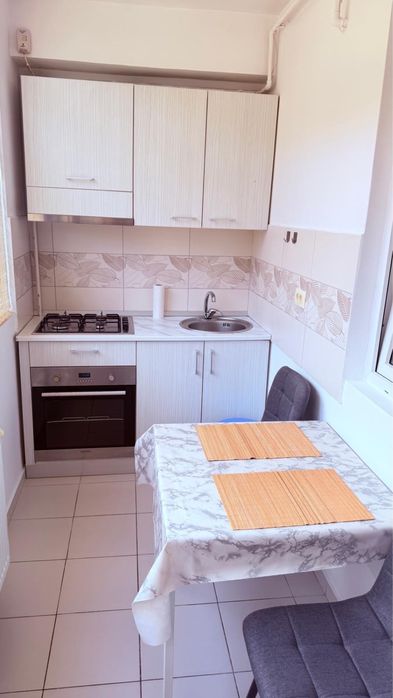 De inchiriat, Militari residence strada tineretului 85 et 2