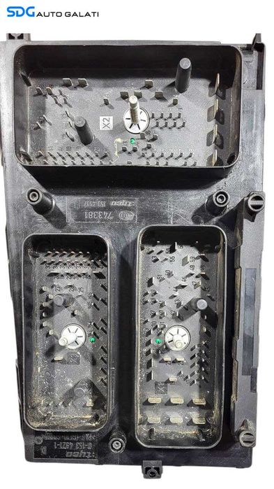 Panou Tablou Relee Sigurante Opel Astra H 2004 - 2010 Cod 13206750 13206750GX 5DK008668-08 [L7320]