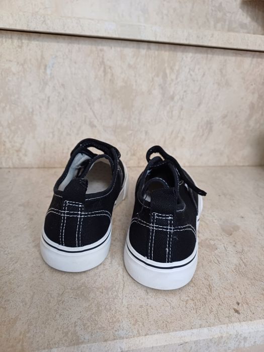 Детски гуменки за момиче