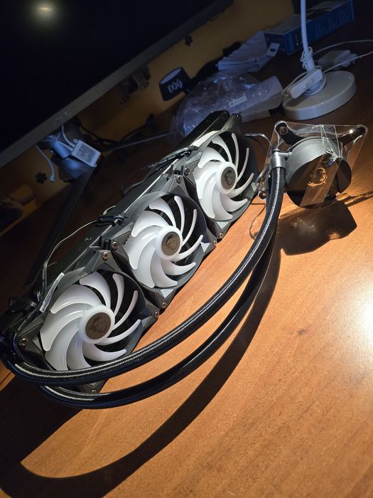 Cooler CPU MSI MAG Coreliquid 360R