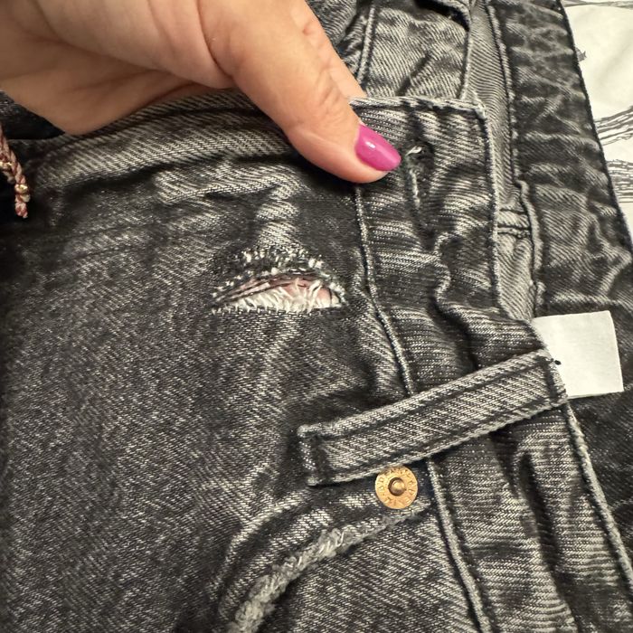 Blugi H&M, masura 40, talie joasa, model drept