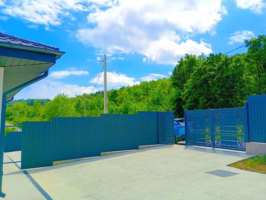 Casa tip duplex Tomesti