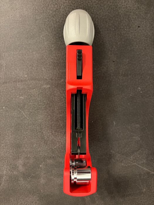 Milwaukee cuțit țevi inox