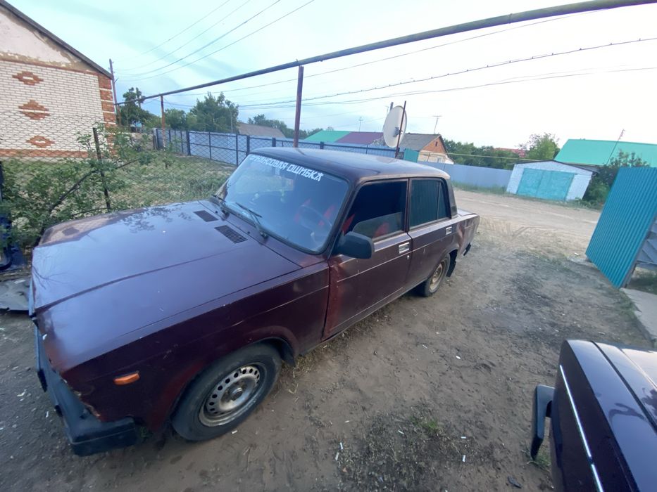 Продам ваз 2107  инжектор