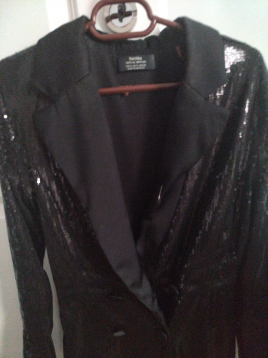 De vanzare Salopeta-pantalon scurt Bershka, marime M, in conditii bune