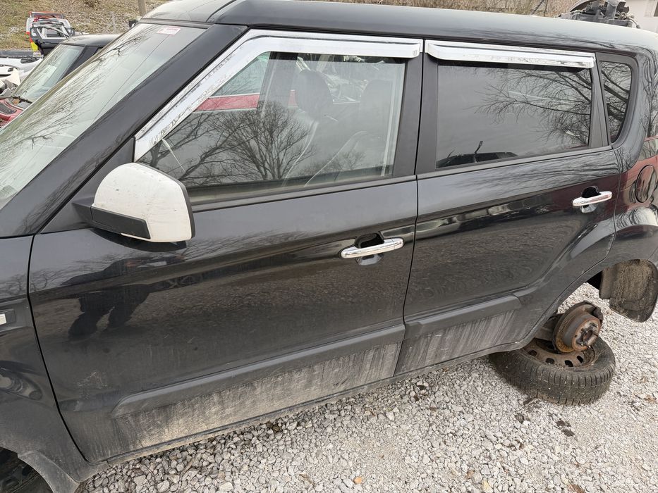 Преден капак Kia Soul AM