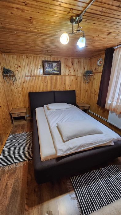 Cabana din vale de inchiriat