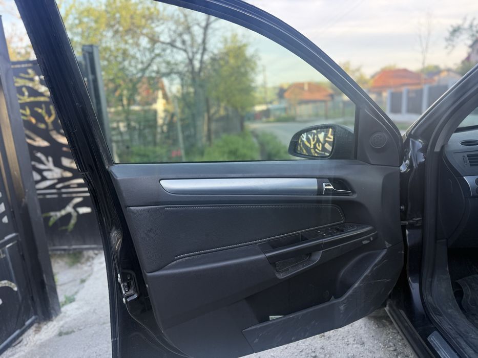 Opel Astra H 1.9cdti 120cp 6 trepte 2008
