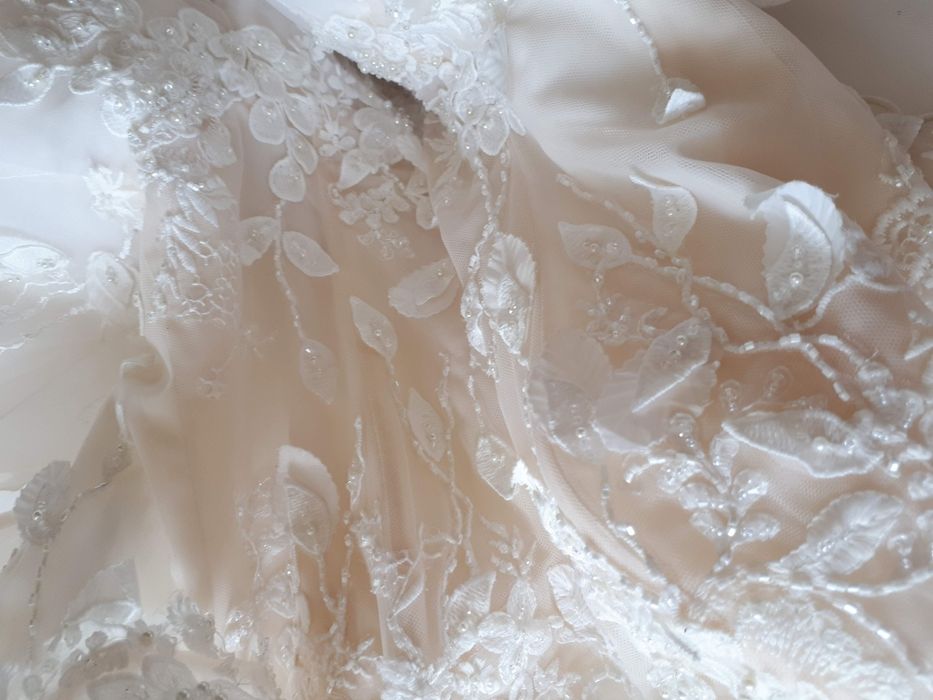 Свадебные платье