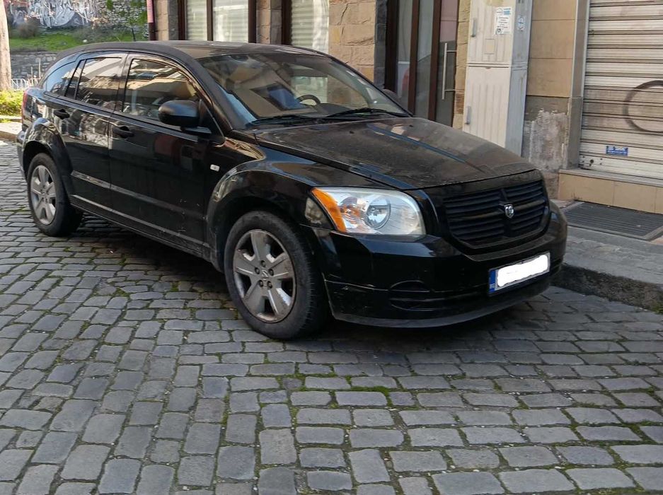 Продавам личният си автомобил Додж Калибър