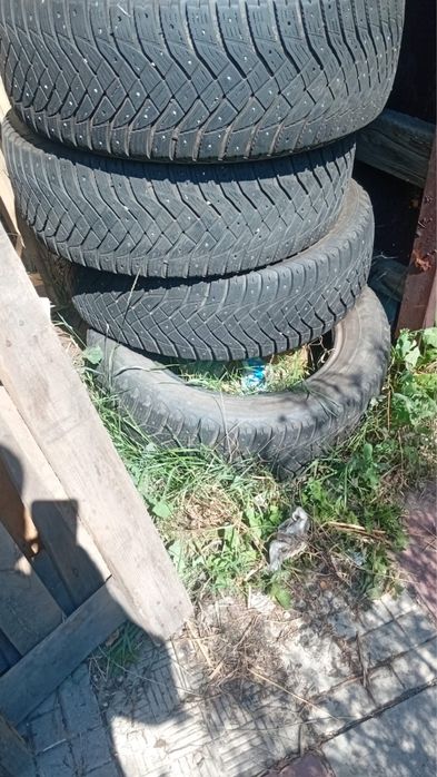 Продам резину на 18,безкамерка