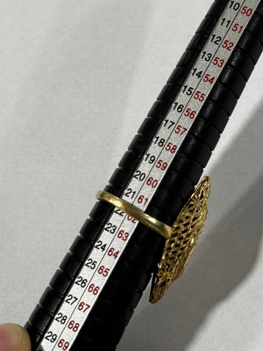 Златен пръстен 4.9гр.