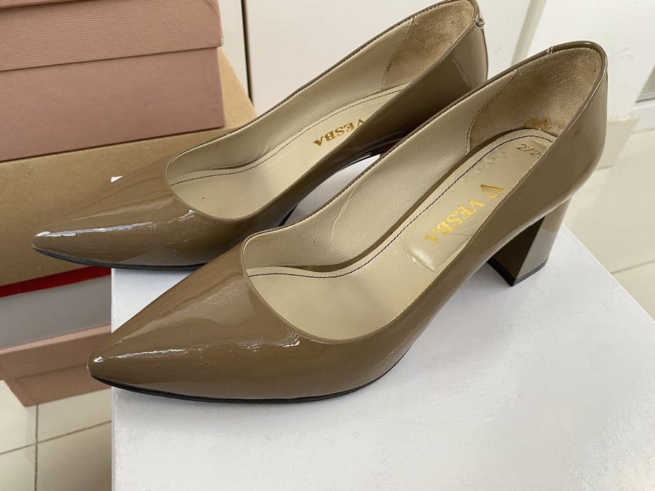 Продам туфли VESB’A