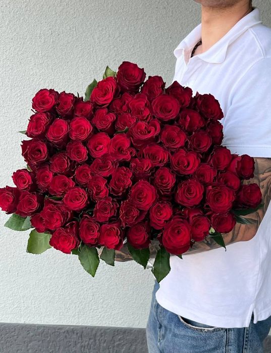 Букеты роз,розы на праздник