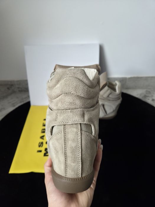 Isabel Marant Bekett taupe suede high-top