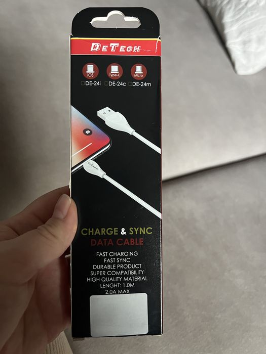 iOS USB кабел + FM трансмитер за запалка с 2 USB и карта