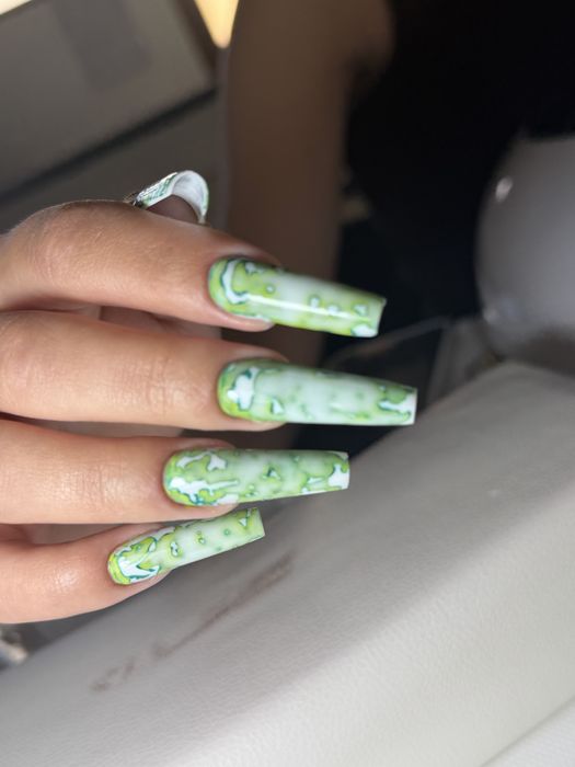 Unghii gel, manichiura semipermanenta, Suceava.