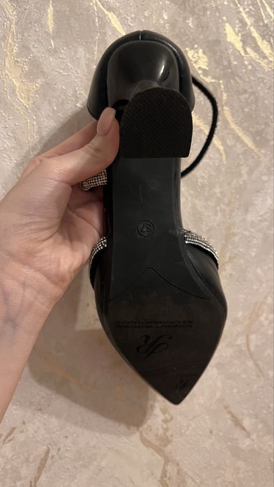 Каблуки 37 размер