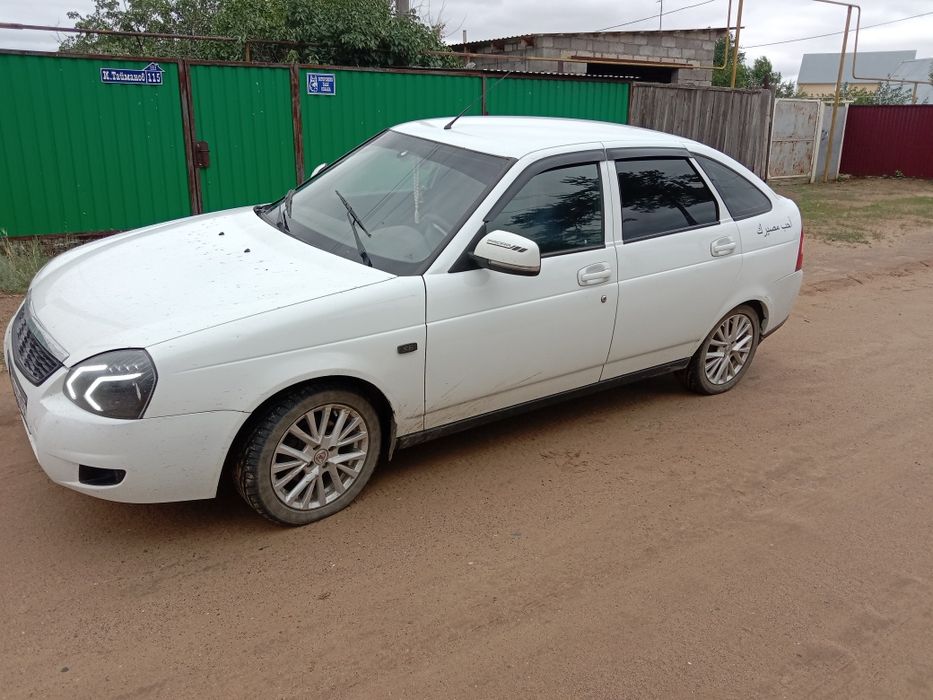 Продам Приору хэтчбек