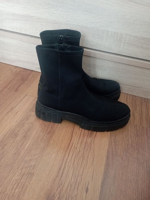 Обивки Reserved тип чорап