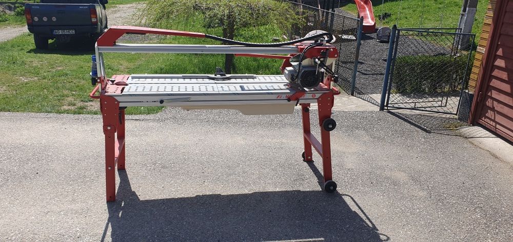 Masina de taiat gresie, marmură, placi ceramiceMontolit Brooklyn F1 -