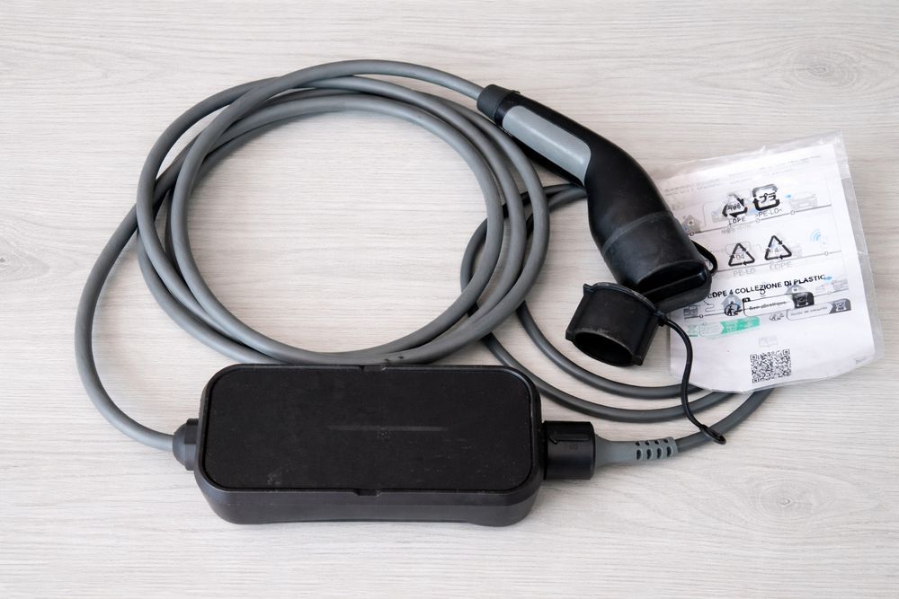 Мобилна зарядна станция BMW Flexible Fast Charge 2.0 до 11kW  Type 2