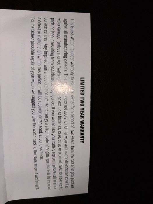 Часовник Guess бял