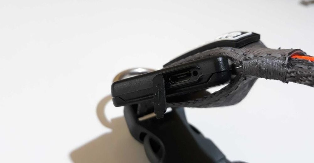 Zgarda caini AniOne cu LED , reglabila , Reincarcabila