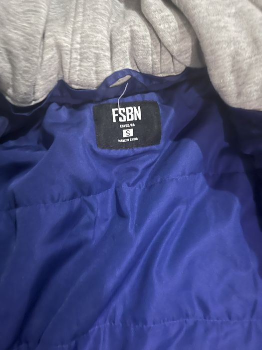 Бомбер б/у в хорошем состоянии