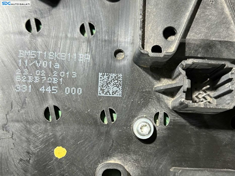 Panou Buton Butoane Comanda Control Radio CD Player Navigatie Volum Avarii Inchidere Centralizata Ford Focus 3 2010 - 2015 Cod BM5T-18K811-BA BM5T18K81BA [LR0526]