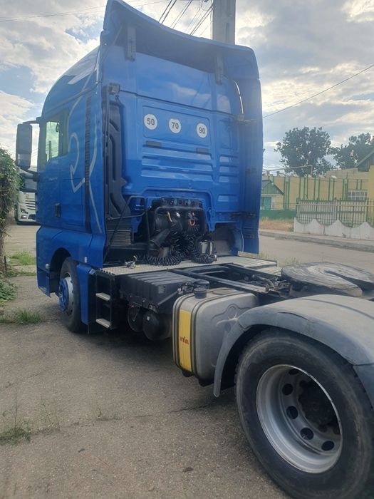 Vând man tgx  an 2015