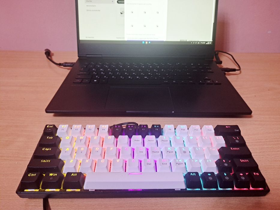 O'yin mexanik klaviaturasi Zifrind Rgb yoritilgan 98 tugma kop funksia