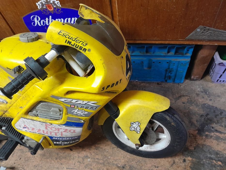 Ретро мотор детска играчка