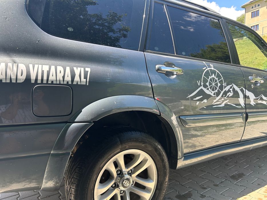 Suzuki Grand Vitara XL7
