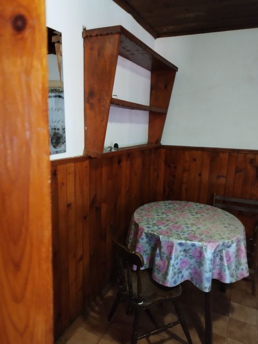 Дава се под наем Етаж от къща в Самоков - 60 кв.м за 178.5 € - Снимка #2