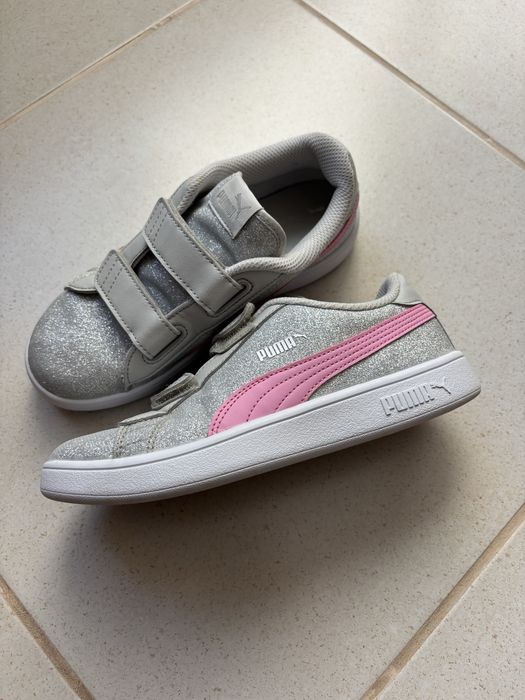 Маратонки Puma.  .