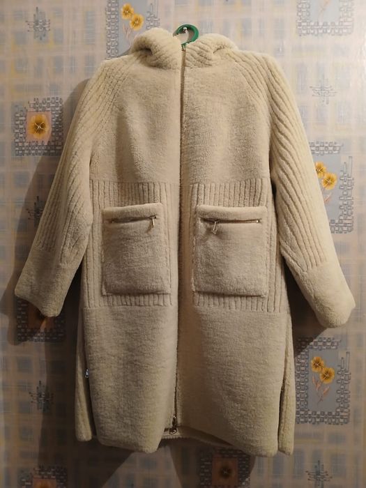 Продаётся дублёнка двусторонняя