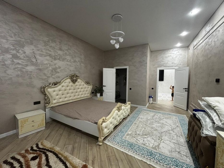 Продам большой дом 240 кв.м