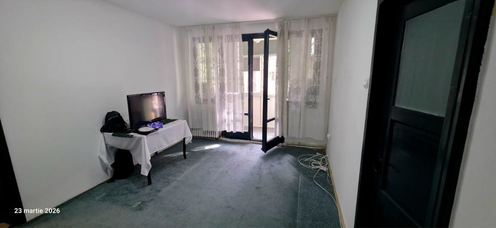Apartament 2 camere de vanzare
