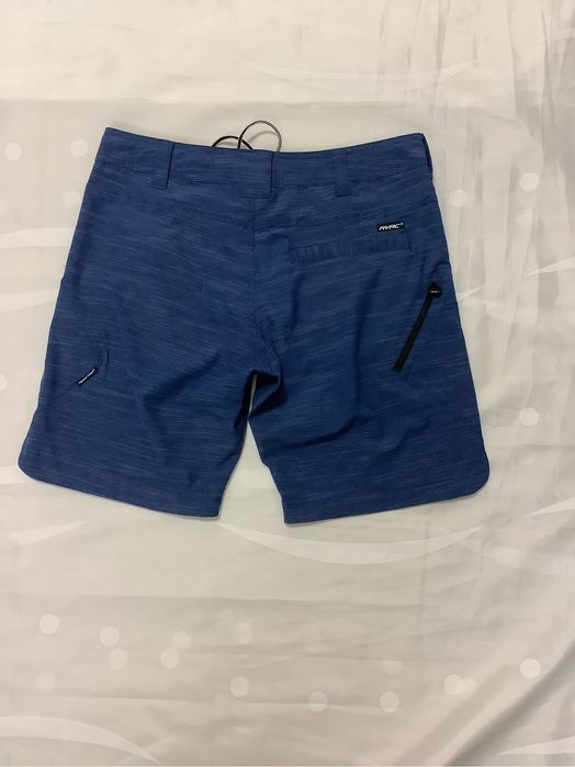 Pantaloni scurti Revolution Race M