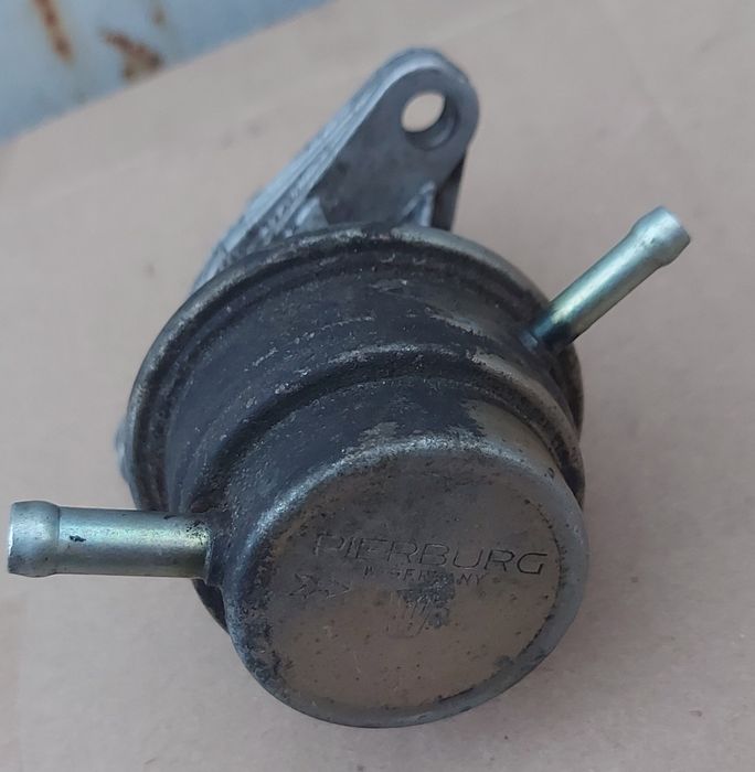 Бензонасос PIERBURG стоял наVW GOLF2